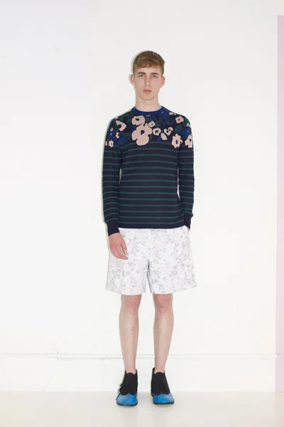 Look 19